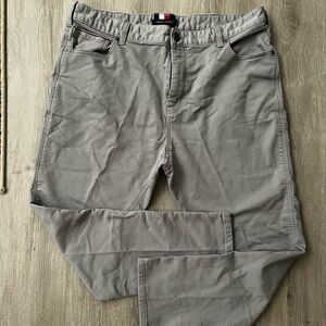Gray Men’s Tommy Hilfiger Pants Size 38/30 Like New